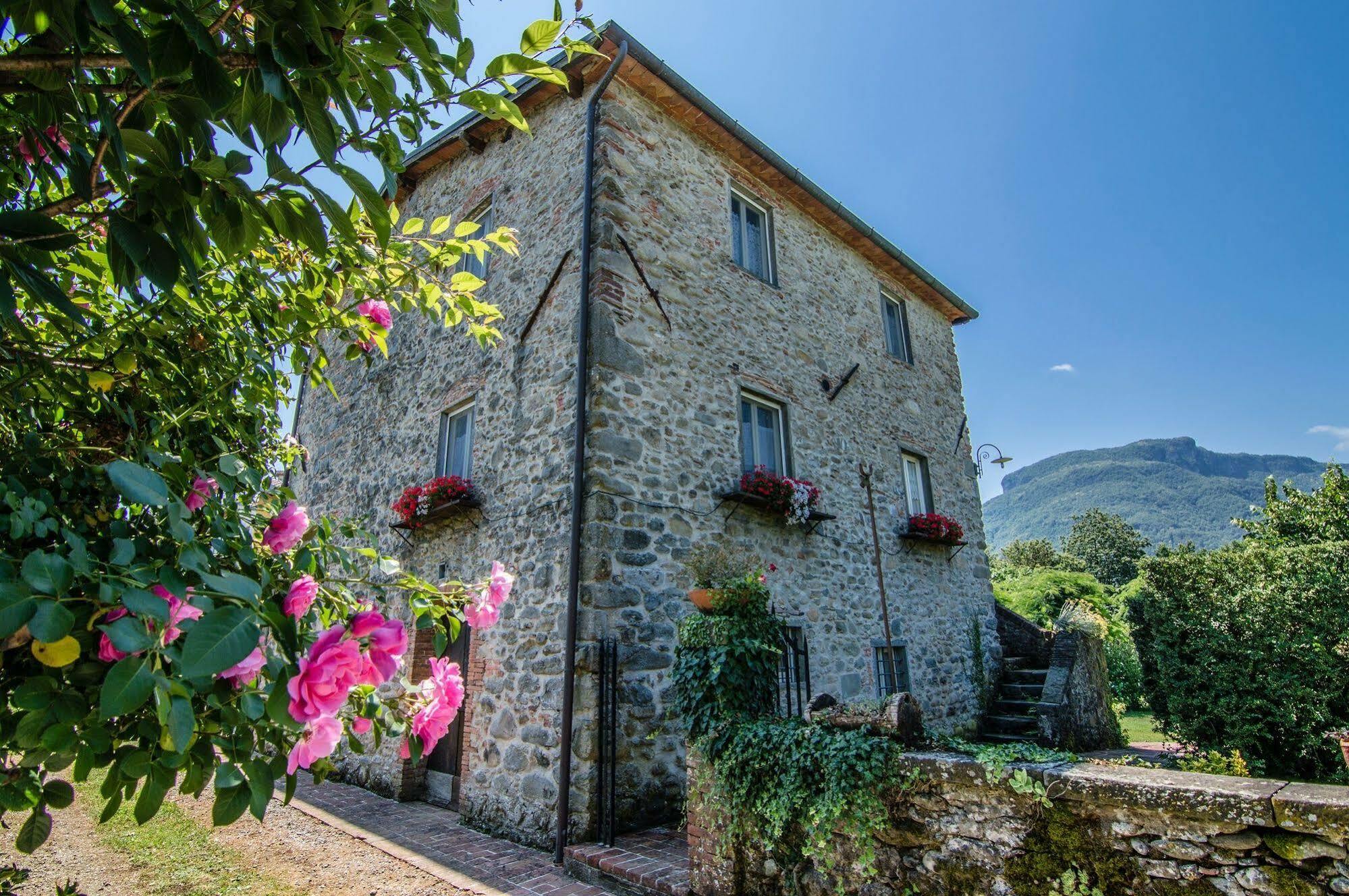 Agriturismo Chioi Барга Экстерьер фото