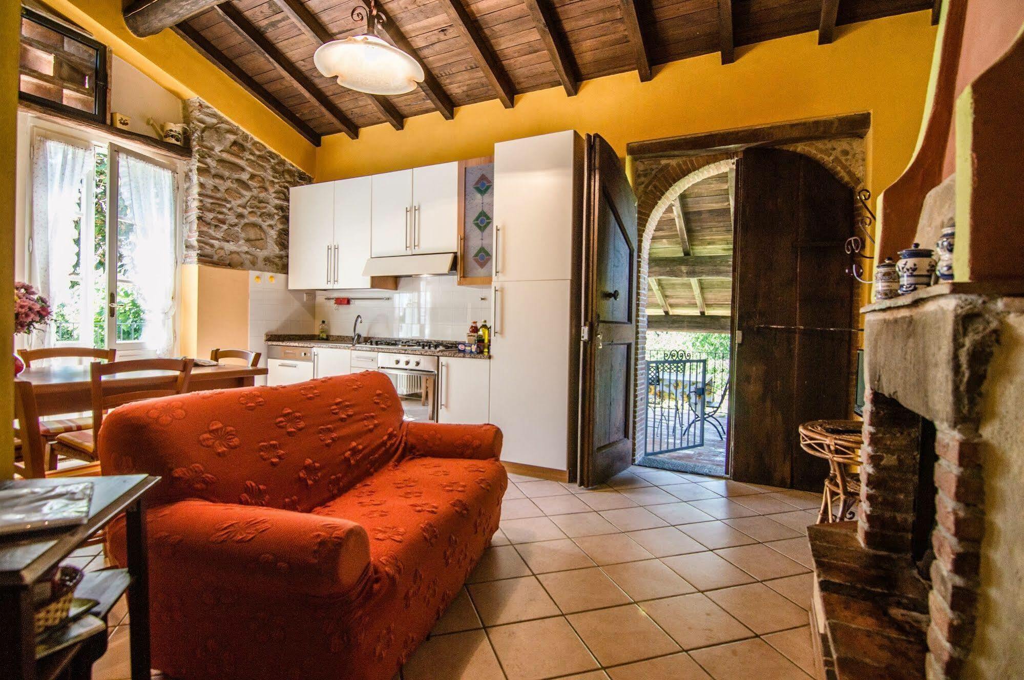 Agriturismo Chioi Барга Экстерьер фото