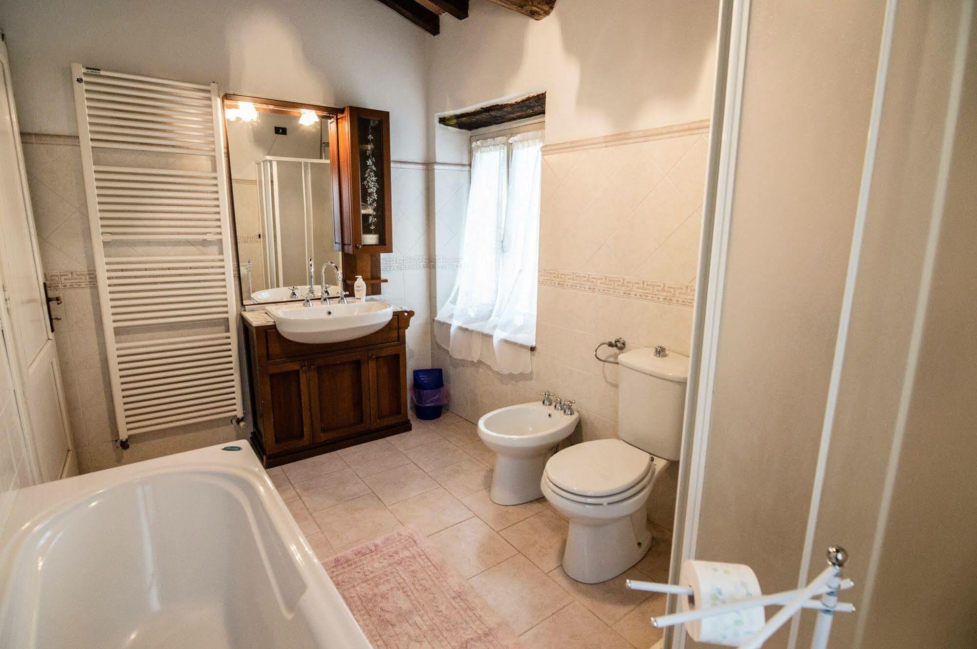 Agriturismo Chioi Барга Экстерьер фото