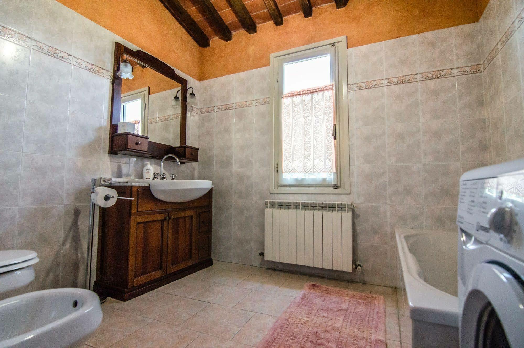 Agriturismo Chioi Барга Экстерьер фото