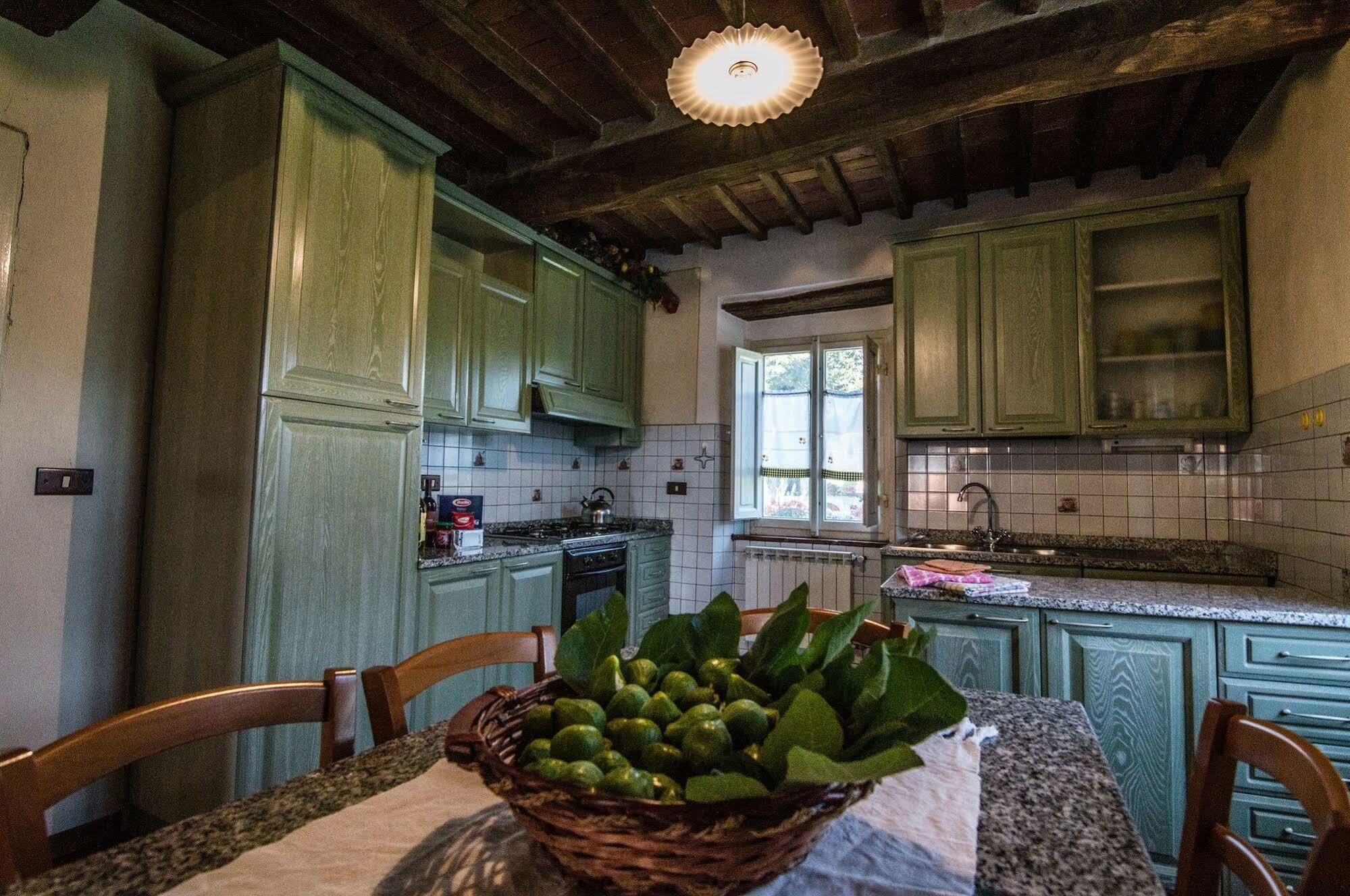 Agriturismo Chioi Барга Экстерьер фото